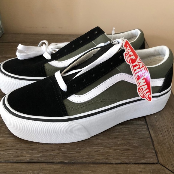 Vans Shoes - Platform vans NEW IN BOX size 5.5